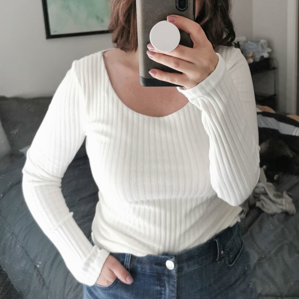 3/$20▪️Carly Jean Los Angeles Ribbed Knit